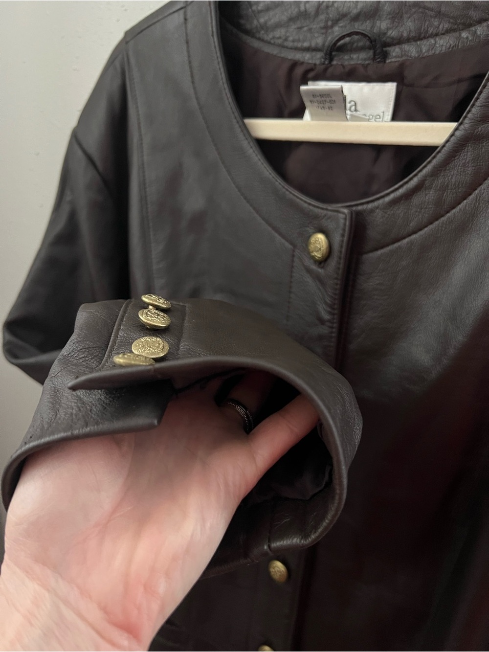 Moda Spiegel Classic Brown Leather Button Front Jacket with Gold Tone Buttons - Picture 7 of 12